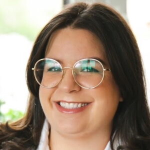 Headshot of Mentor - Anabel Graff.